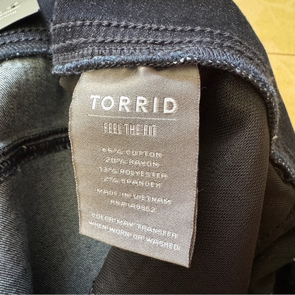 NWT Torrid Lean Super Soft Pull On Dark Wash Jeggings Size 2/US 2X (18-20) - Picture 7 of 8